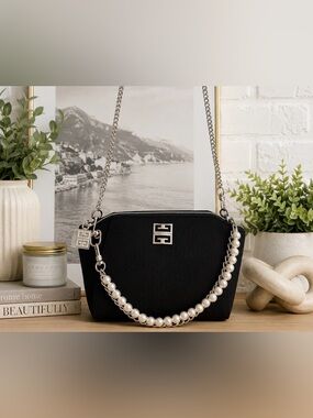 GIVENCHY Beauty Bag GWP item